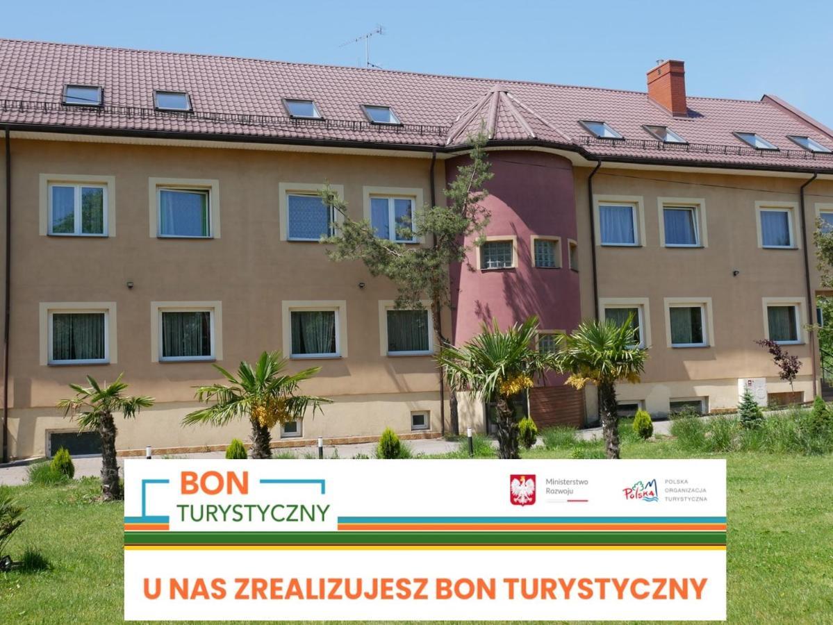 Zajazd Pulaskiego Konstancin-Jeziorna Exterior photo